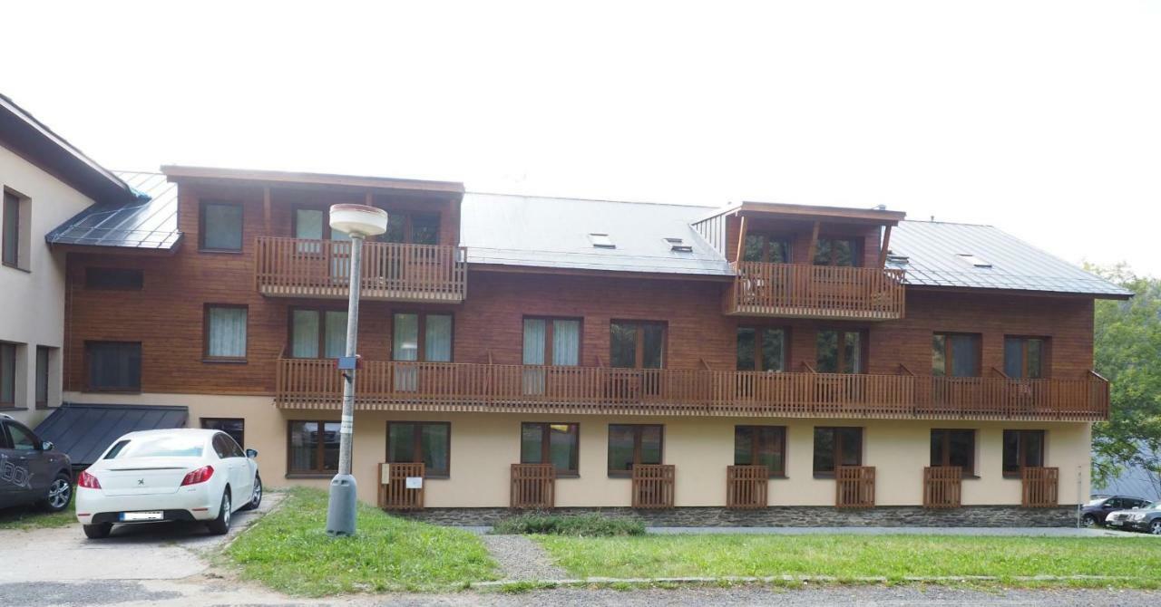 Apartmany Brcalnik Zelezna Ruda Exterior photo
